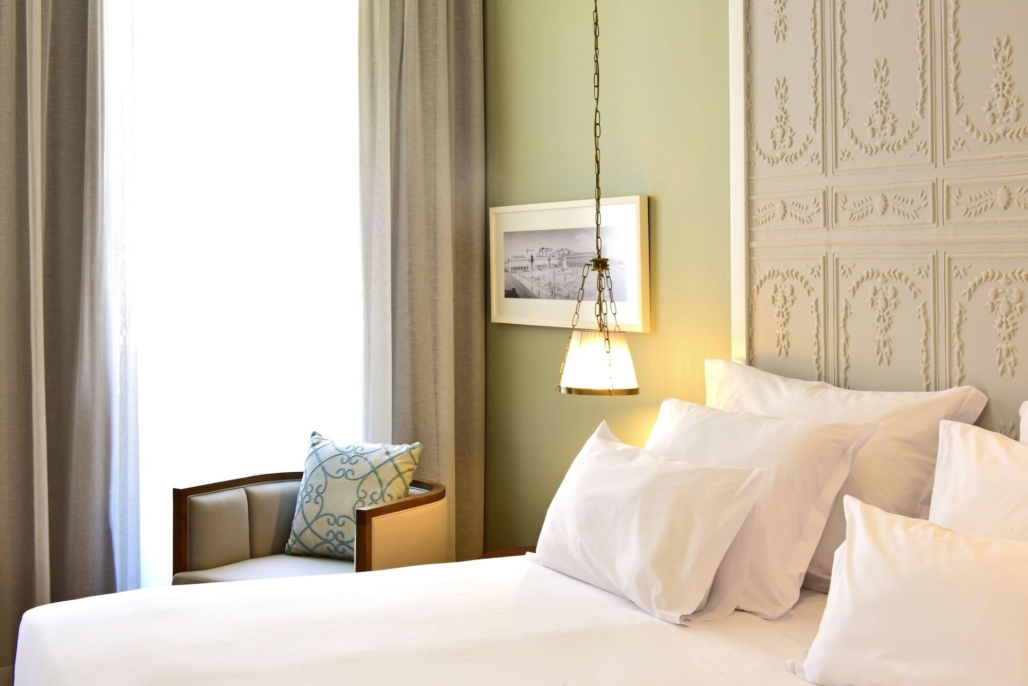 Pousada De Lisboa - Small Luxury Hotels Of The World Εξωτερικό φωτογραφία A room at the hotel