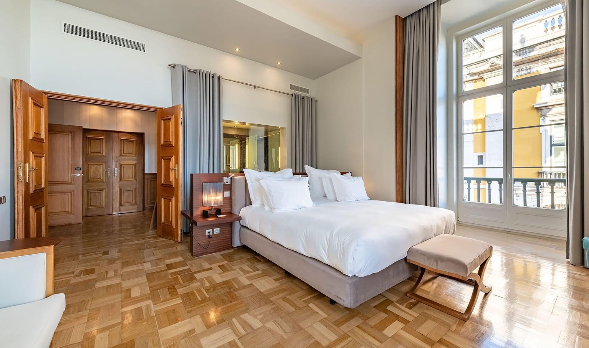 Pousada De Lisboa - Small Luxury Hotels Of The World Εξωτερικό φωτογραφία A bedroom at the hotel