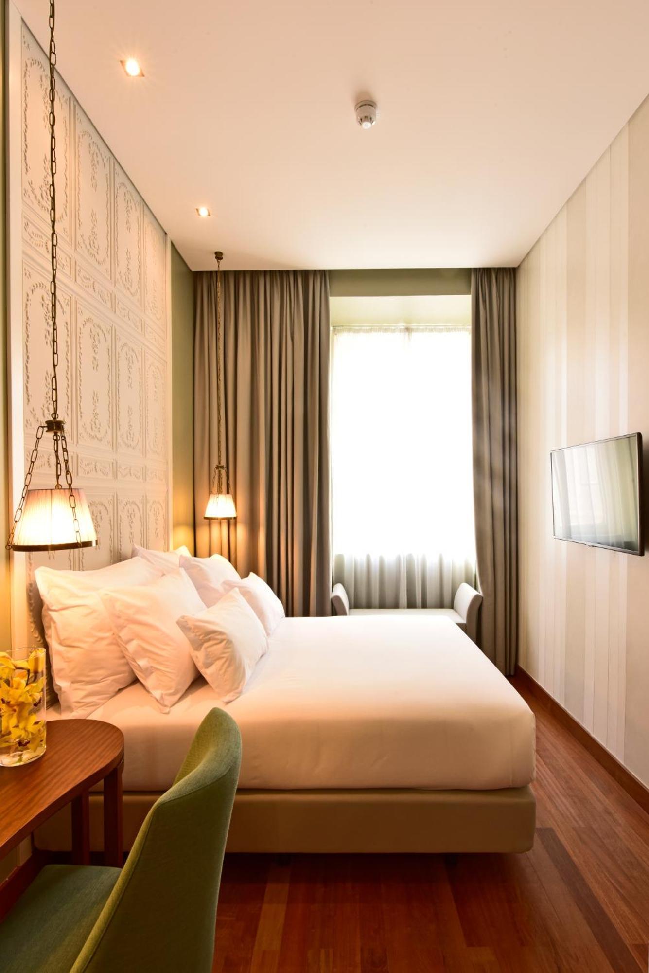 Pousada De Lisboa - Small Luxury Hotels Of The World Εξωτερικό φωτογραφία A room at the hotel