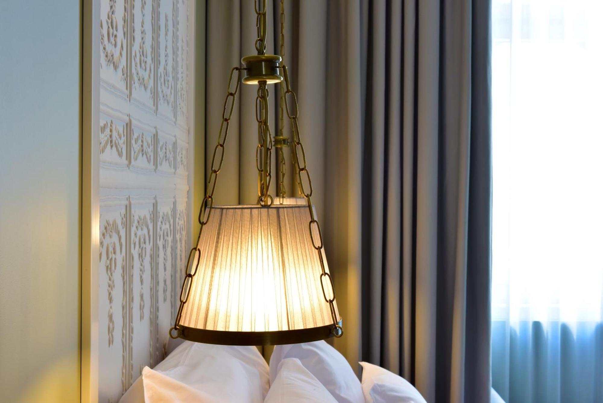 Pousada De Lisboa - Small Luxury Hotels Of The World Εξωτερικό φωτογραφία A lampshade