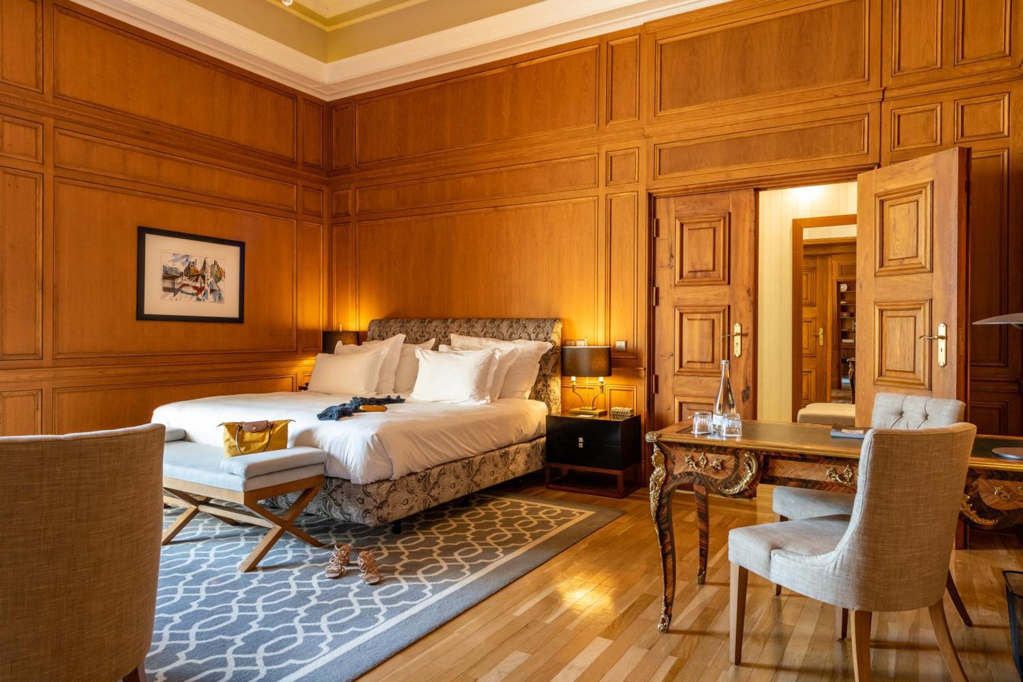 Pousada De Lisboa - Small Luxury Hotels Of The World Εξωτερικό φωτογραφία A bedroom at the hotel